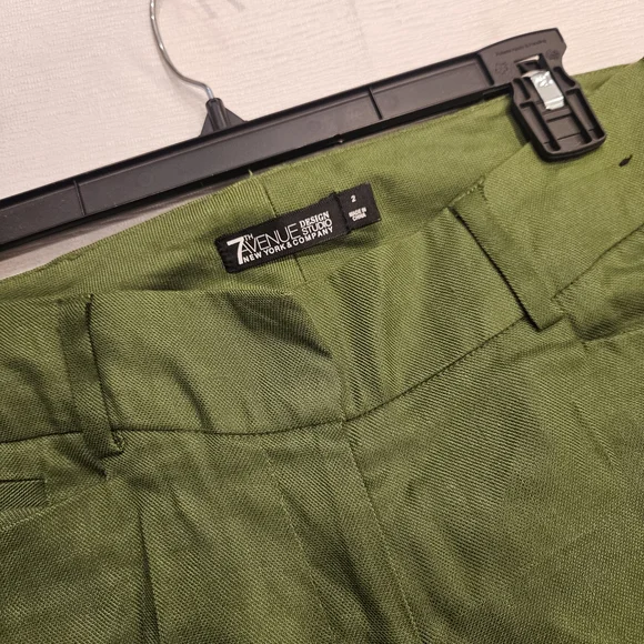 New York & Company Green Linen Boot Cut Pants - Picture 4 of 4